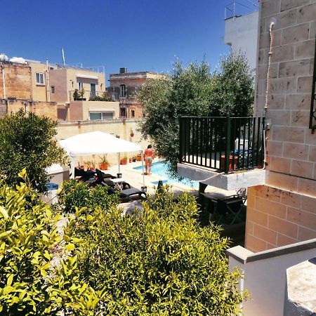 Modern Bedroom Gzira Bagian luar foto